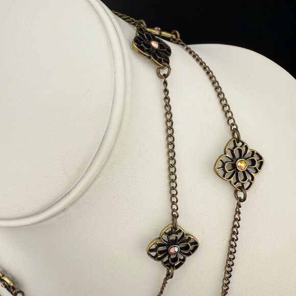 Premier Designs Long Strand Flower Necklace With Crystal Accents Brass And Gold - Picture 5 of 9